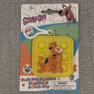 New Scooby-Doo Square Yellow Push Pop  Back Clip